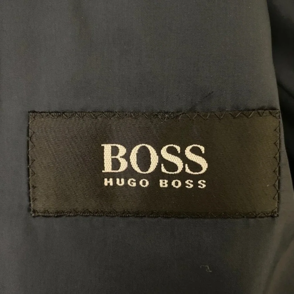 Vtg Hugo Boss Blazer Mens 42R Navy‎ Virgin Wool Made in USA Minimalist Luxury